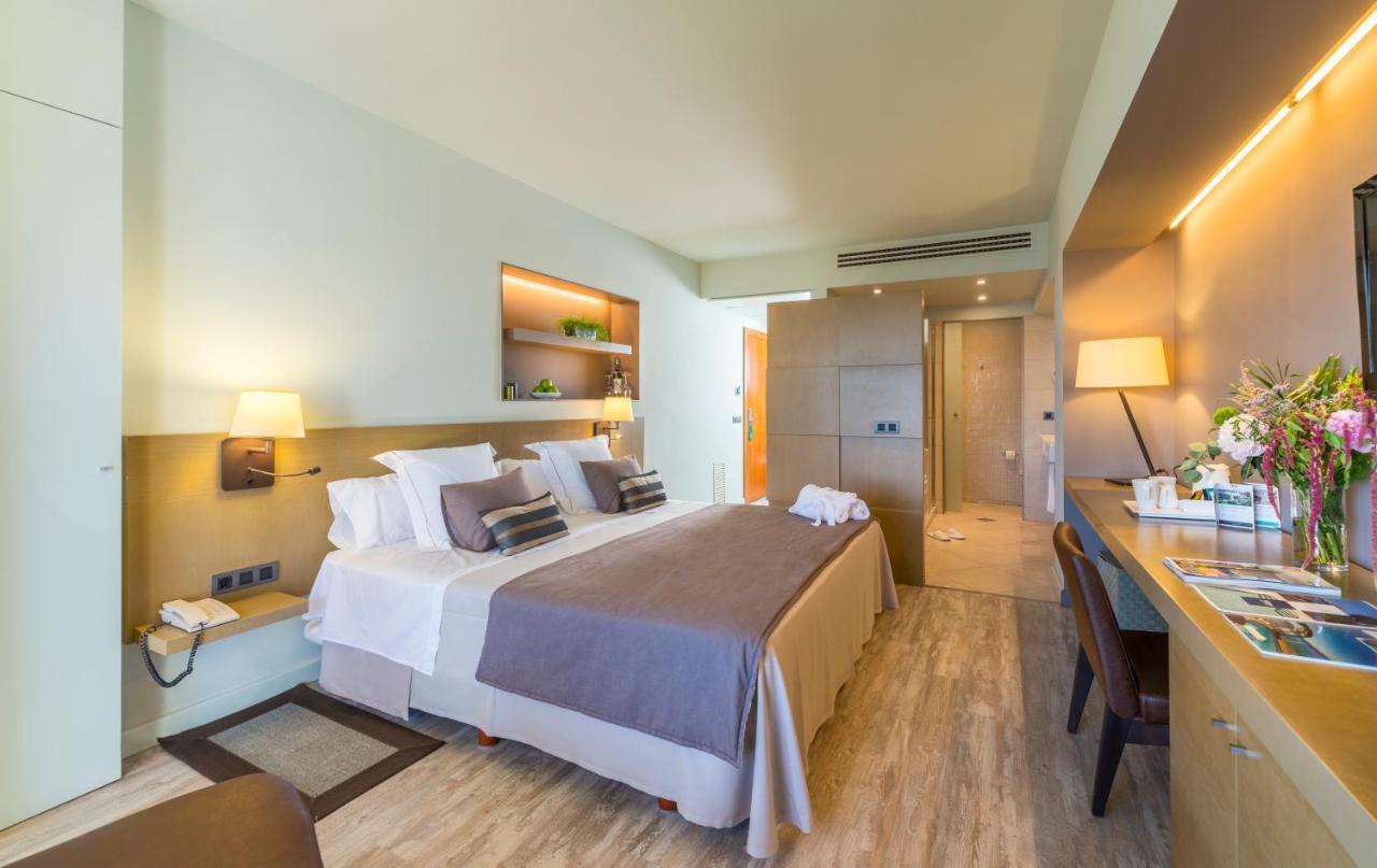 Hotel & Spa Terraza 4 Sup โรเซส ภายนอก รูปภาพ