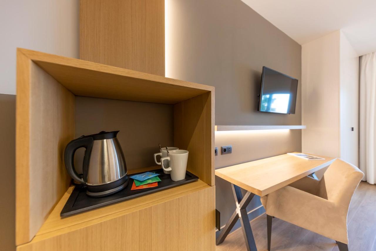 Hotel & Spa Terraza 4 Sup โรเซส ภายนอก รูปภาพ